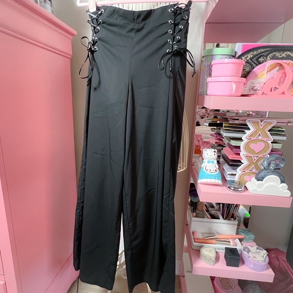 Bubbles black lace up pants - Picture 3 of 4